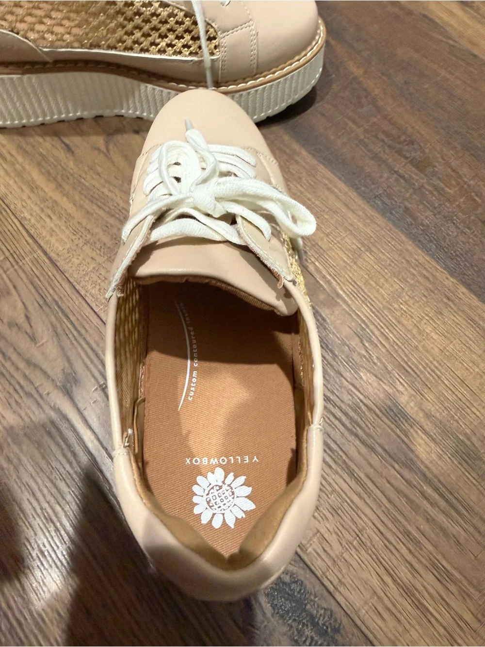 Women’s Platform Casual Sneakers in Beige and Gold